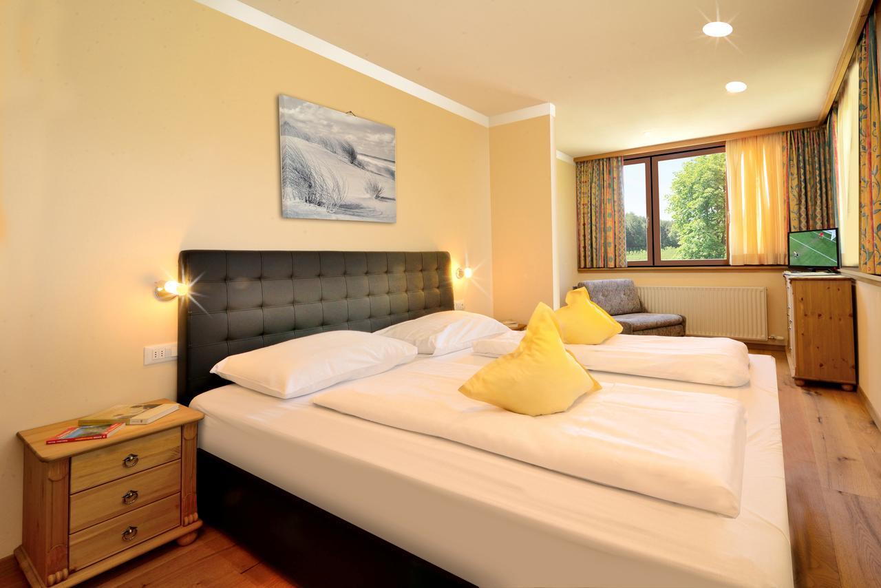 Hotel Floetscherhof Natz-Schabs Esterno foto